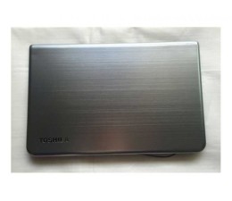 TOSHIBA PORTEGE R700-1EZ...